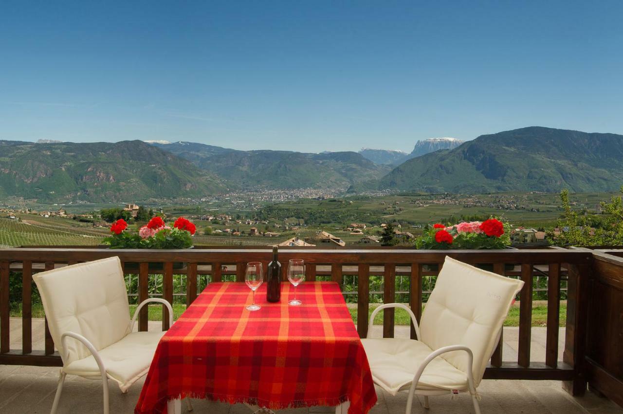 Haus St. Valentin Villa Appiano Sulla Strada Del Vino Exterior foto
